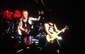 Shop exclusive music and merch from the official guns n' roses store. Steven Adler Responds To Rumours Of Guns N Roses Appetite For Destruction Reunion Tour