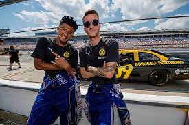 Professional footballer for borussia dortmund and england. Bvb Goes Nascar Jadon Sancho Und Borussia Dortmund Facebook