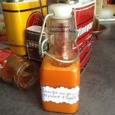 Vinaigre De Poivron Au Piment D Espelette Avec Images Piment Espelette Piment Poivron