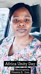 Elisa Valerio's Instagram, Twitter & Facebook