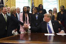 Kim mulkey is entitled to her own opinion. Lady Bears At White House Wacotrib Com