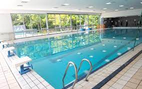 Trouver Une Piscine Ou Se Baigner A Marseille Swimmy Le Blog Dedie A L Univers De La Baignade