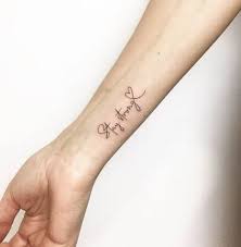 28 Trendy Ideas Tattoo Sister Quotes Stay Strong Tattoo Quotes 571253533984598680 Sevimli Kucuk Dovmeler Boyun Dovmeleri Inspiration Tattoos