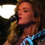 oct-13-2016-mcnellies-ale-houses-marisa-boyd-steele-with-belgian-beer