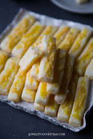 Kue Kastengel Dutch Indonesian Cheese Tarts In 2021 Instant Pot Asian Recipes Popular Cookies Snacks