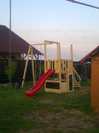 In prima faza am construit cate ceva pentru fiecare: De La Cititori Loc De Joaca Cu Tobogan Si Leagan Proiect Diy De La Melania Casadex Ro