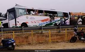 Tamilnadu government is very proactive in bring investments to the state, some time it is more than expectation of the industry, whether getting connected to the prospective investors or resolving the. Tamil Nadu 19 Passengers Killed In Tamil Nadu After Lorry Hits Bus
