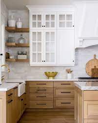 5 White Marble And Wood Kitchens We Love Kitchen Design Kitchen Remodel White Upper Cabinets