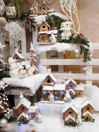 Idee Natalizie Con Pallet E Cassette Di Legno Ecco 20 Natale Vetrine Natalizie Natale Artigianato
