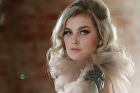 Katie Kinney Make-Up Artist