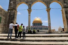 Рет қаралды 815 м.2 жыл бұрын. Israel Exploits Normalisation Deals To Escalate Violations Against Al Aqsa Mosque Middle East Monitor