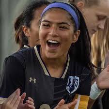 Ella Pelletier, Winger, Bellevue University