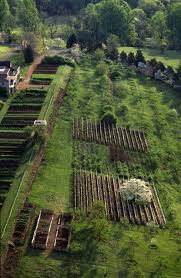Thomas Jefferson S Monticello National Historic Landmark Charlottesville Virginia The House Is Situated On The Vegetable Garden Garden Design Dream Garden
