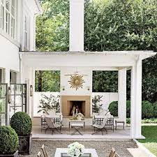 Inspiration Of The Day The Lush Patio At Suzanne Kasler S Suzannekasler Atlanta Home Pieterestersohn For Pergola Outdoor Dining Spaces Outdoor Rooms