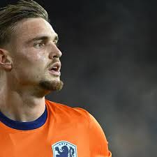Taylor terug in Oranje? Van uitgefloten speler naar gevierde man bij Ajax