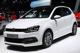 Volkswagen Polo Tsi R Line Geneva 2014 Photo Gallery Autoblog Polo Car Volkswagen Polo Vw Polo