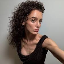 Danielle Colburn's Instagram, Twitter & Facebook