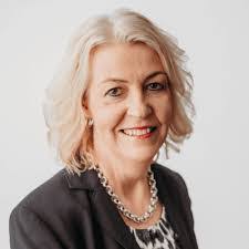 Janet Conroy's Instagram, Twitter & Facebook