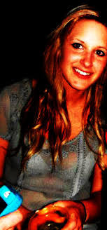 Amanda Pilon's Instagram, Twitter & Facebook