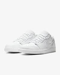 Banned by the nba in 1984, peter moore's design for michael jordan is one of nike's greatest shoes. Air Jordan 1 Low Shoe Nike Ae