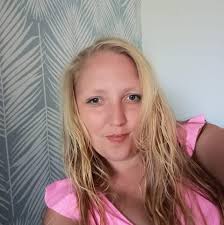 Where are the best places to spot alligators in Hilton Head Island?