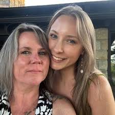 Aimee Stevens (@aimeestevens2009)