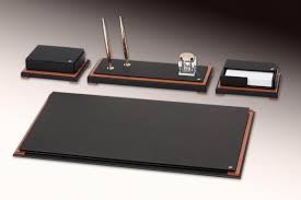 1065 Arty Deri Ve Agac Luks Sumen Takimi Luks Deri Ofisler