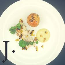 Ajouter le blanc d'oeuf, 10g de sel et de poivre. James St Chicken And Black Pudding Terrine Roast Garlic Mayonnaise And Sweetcorn Served With Our Famous Champ Bread Do You Like The Sound Of This Try It The Next