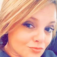 Vonda Sanders's Instagram, Twitter & Facebook