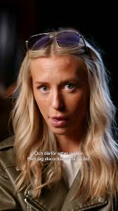 Ella Knapp Johnson sjunger Summer of 69