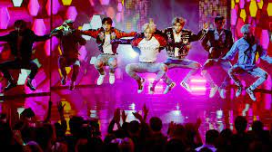 11:41 qu'elle sont les horaires ? Pas Beyonce Pas Pnl C Est Bts Et La K Pop Qui Ont Rempli Le Stade De France En 20 Minutes