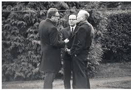 Der vietnamkrieg wird auch als zweiter indochinakrieg bezeichnet. Vietnamkrieg Wie Geheimdiplomatie Den Vietnamkrieg Beendete