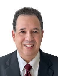 Moisés Solís Flores ponente del evento Seminario Riesgos y Oportunidades en  Logística, Cadena de Suministro y Operación Aduanera.