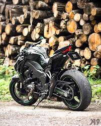 that is a real raw machine kawasaki z1000 zrefinedraw kawasakizetamotors kawasakiz1000ri カワサキ カスタムバイク バイク