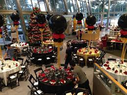 As a matter of fact, you could have best dressed or most hollywood like actress or actor awards! Hollywood Theme Party Decoration Oscar Theme Party Balloon Centerpiece Ht Hollywood Party Decorations Hollywood Party Theme Hollywood Theme Party Decorations