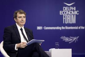 Νεκρή γυναίκα δίπλα στο μωρό της και τον δεμένο σύζυγό της. Teehcnhyiecsbm