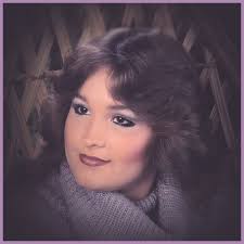 Do you have a good friend that you met over Facebook but you never met in  person and you have never heard her voice? You share many stories and  thoughts and crazy