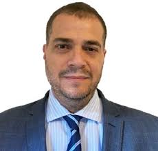 Aplazar o continuar la ejecución de un laudo extranjero, pendiente su  anulación en la sede?