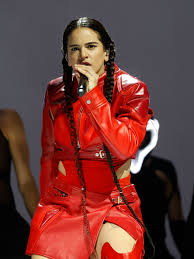 Rosalía estilo urbano