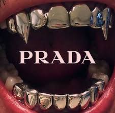 Croquer La Vie A Pleine Dent Prada Wallpaper 2020wallpaper Croquer La Vie In 2020 Boujee Aesthetic Art Collage Wall Retro Wallpaper
