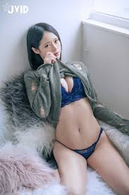 jvid 巨乳新人謝夏天近60萬粉絲的巨乳網紅直播主脫了微圖坊| My XXX Hot Girl