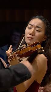 Elli Choi, 2024 semi-finalist 🎻Mozart Violin Concerto n. 1
