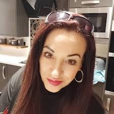 Lisa Dilworth's Instagram, Twitter & Facebook