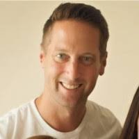 Kate Scheck's Instagram, Twitter & Facebook