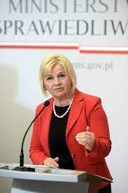 Staron is the head of content at openloans.com. Wyznanie Senator Lidia Staron Musze Powalczyc O Zdrowie