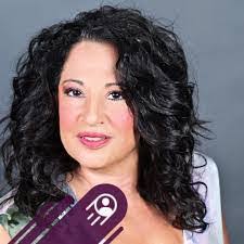 Robin Crippen's Instagram, Twitter & Facebook