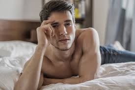 Die allein erziehende mutter ist ein wenig offener als die meisten anderen und deutet zumindest an, dass es bis auf mozzik nicht allzu viele partner gegeben hat: 9 Dinge Die Manner Im Bett Uber Dich Wissen Wollen
