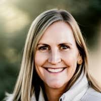 Gretchen Eder's Instagram, Twitter & Facebook