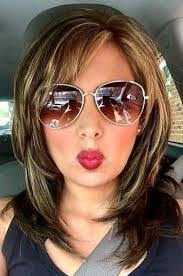 Paula Swiger's Instagram, Twitter & Facebook