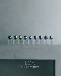 LOA EAU DE PARFUM ⁡ ⁡ Designing your aura あなたのオーラをデザインする。 雰囲気を創り出すパルファン。 ⁡  ・香りが6時間持続する 香水ランク最上級のパルファン処方で作られ、 上質な香りをお楽しみ頂けます。 ⁡ ・フレグランスブースター  スタイリング時に既存の ...